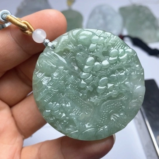 颈饰未镶嵌翡翠翡翠