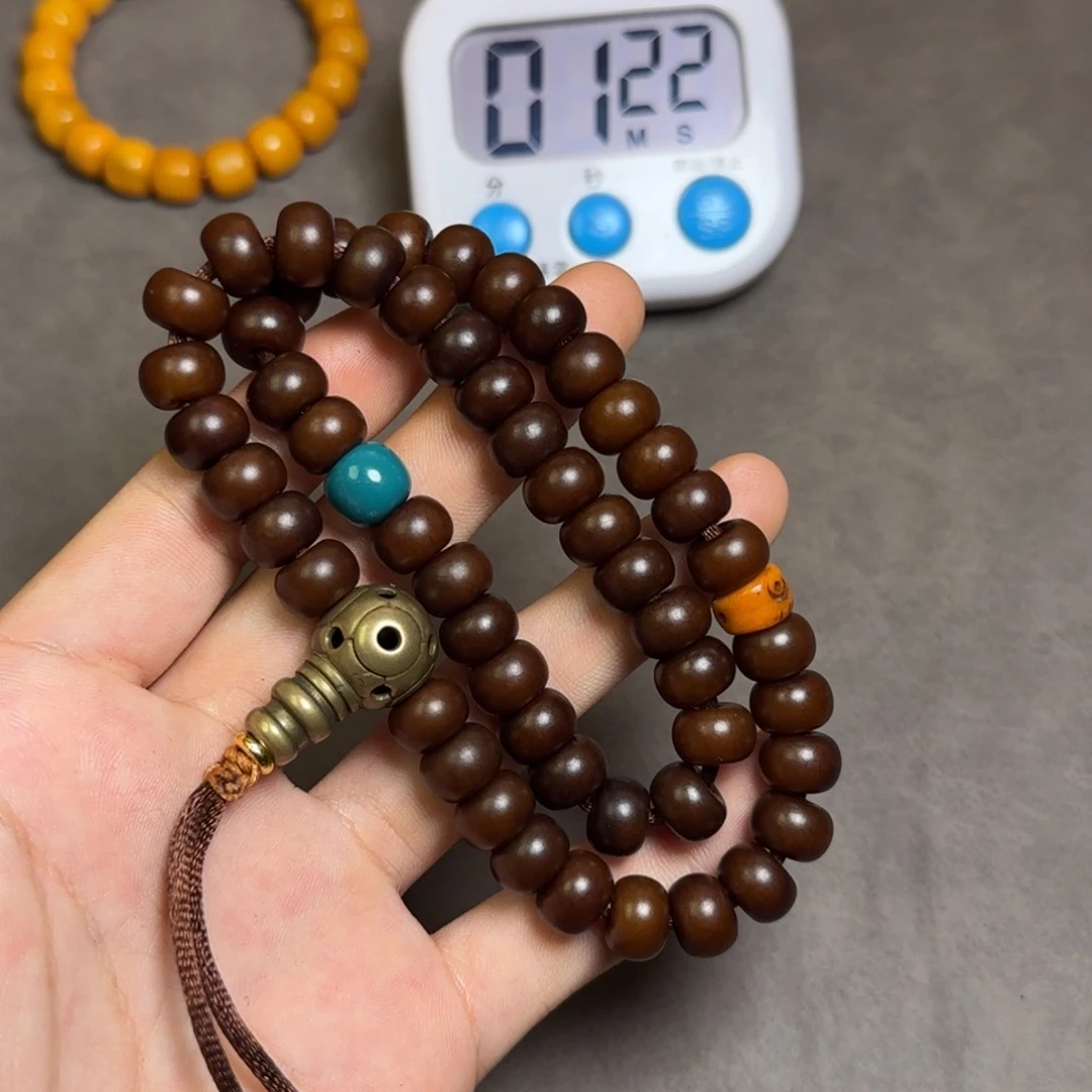 吊坠菩提根/象牙果边**哥