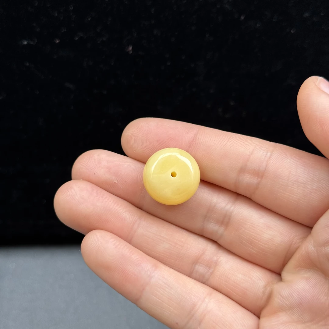 Y5301天然原矿蜜蜡 妖花墩子 16.8*9.6mm抖音基地质检发货