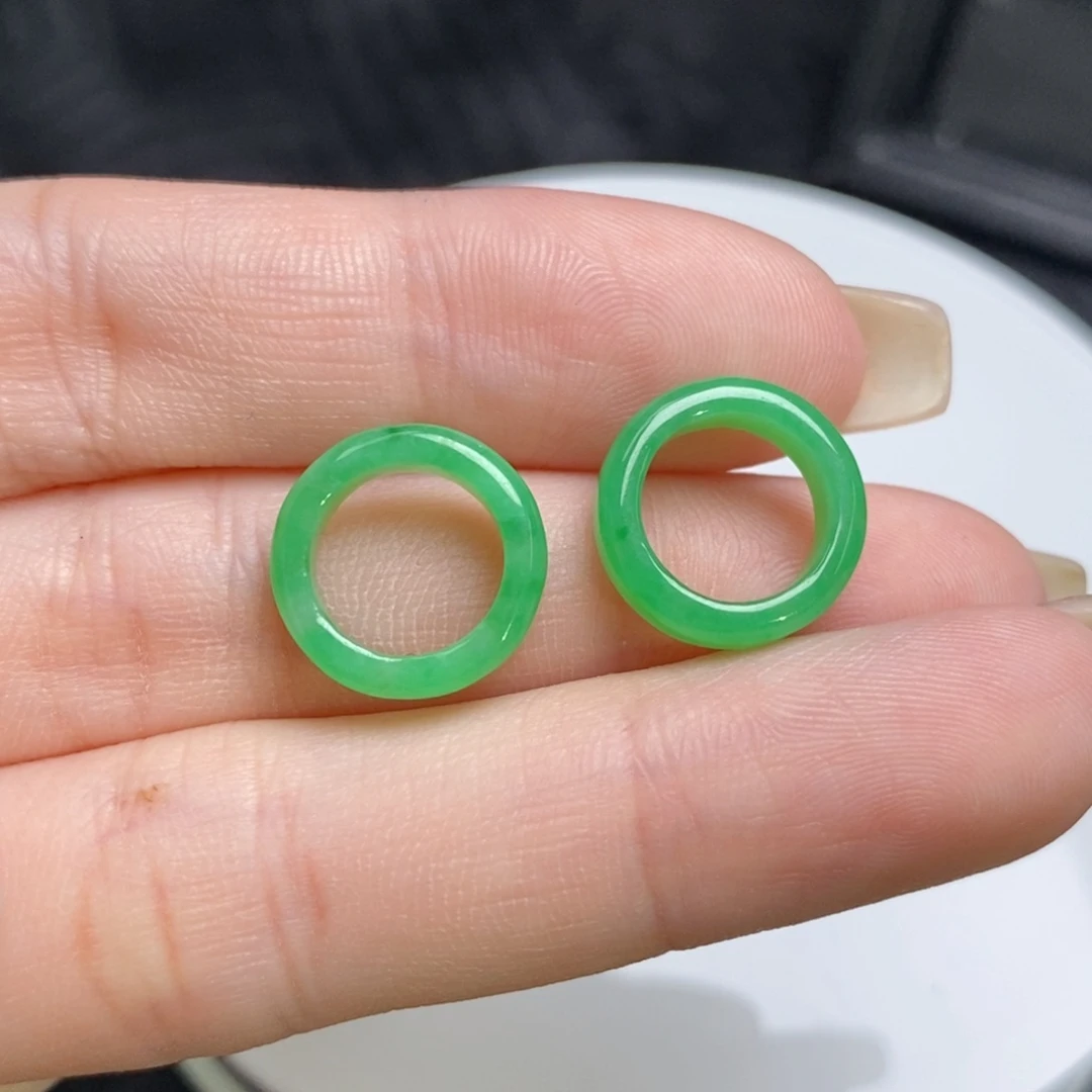 翡翠未镶嵌耳饰圈圈