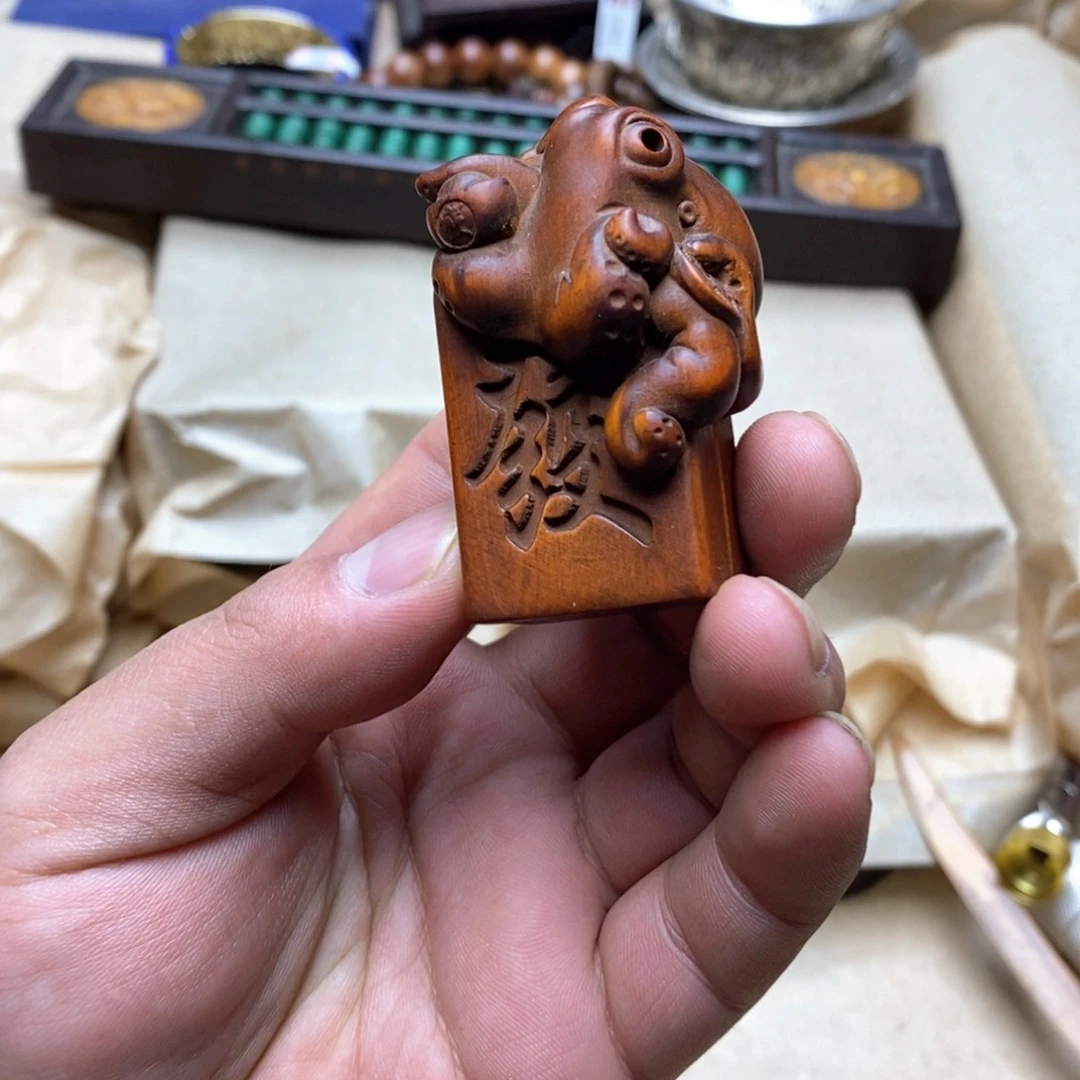 大叶紫檀（黑酸枝木类）