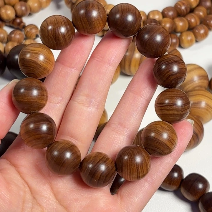 回***事檀香木1.8老山檀黑肉供奉奶香