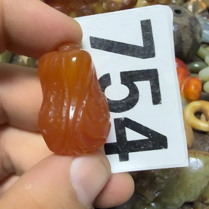 心***蕴未镶嵌颈饰玛瑙/玉髓