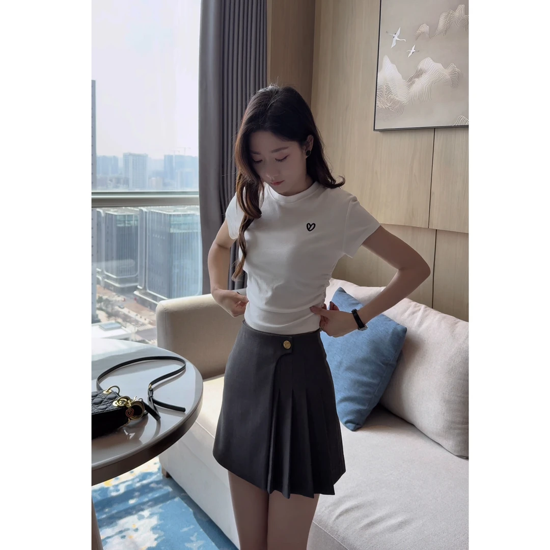 圆领正肩短袖t桖女2025年新款夏季修身显瘦爆款上衣+高腰半身裙