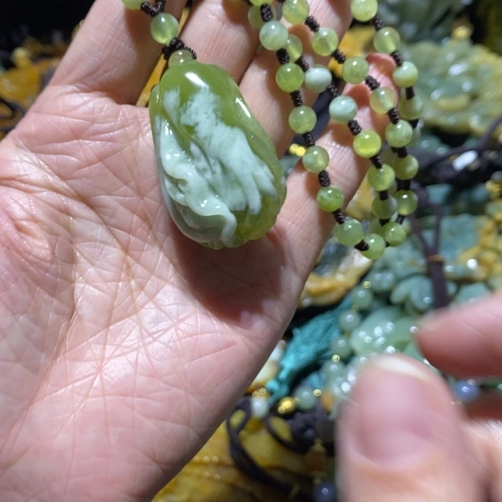 岫玉岫玉吊坠未镶嵌