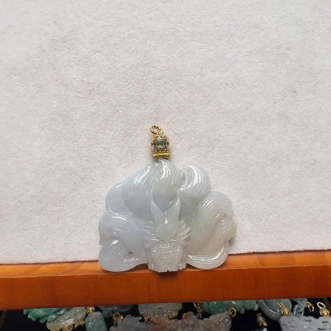 吊坠(赠链)未镶嵌翡翠