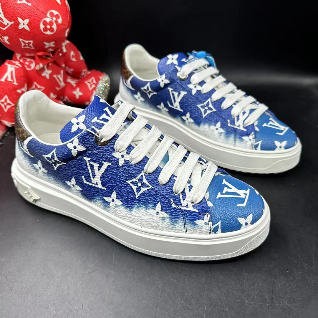95新 LouisVuitton/路易威登 渐变蓝老花男士松糕鞋38码数/lz282