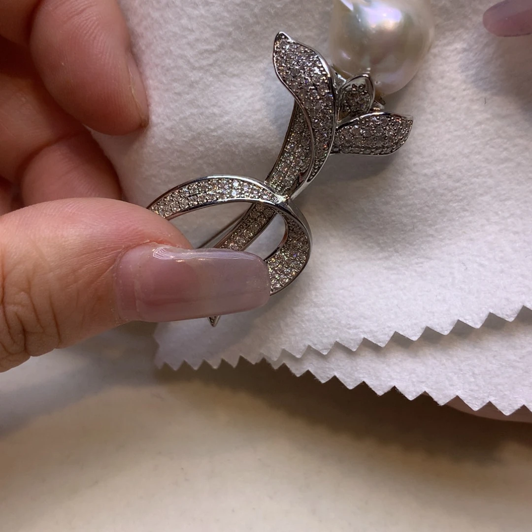 颈饰未镶嵌淡水珍珠