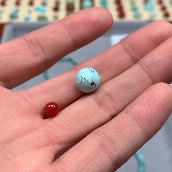 南红玛瑙配饰未镶嵌