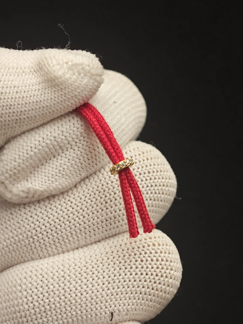 文玩配饰-925银钻片；直径5.5，厚度1.5。可过双1.5线束配饰