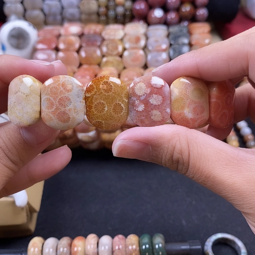 硅化珊瑚（珊瑚玉）未镶嵌手牌11