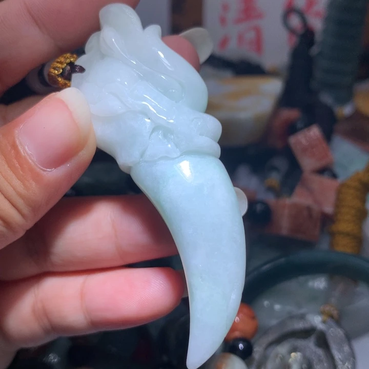 翡翠未镶嵌颈饰保真天然A货翡翠