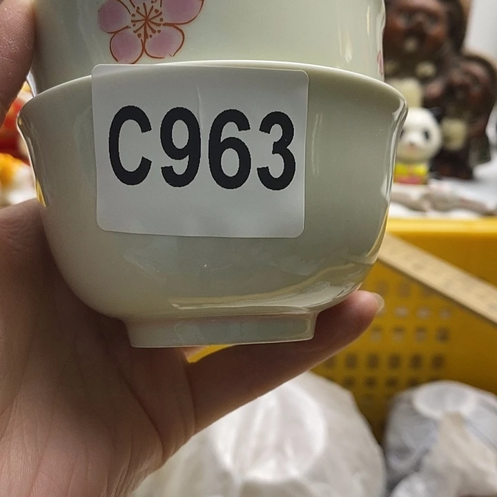 紫砂茶杯?****?我的小猪宝你在做些什你