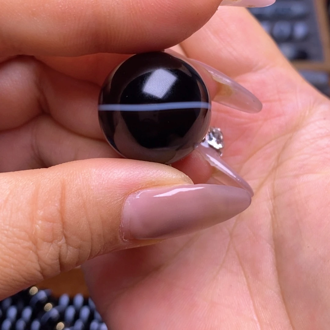 玛瑙/玉髓未镶嵌珠宝半成品沉****）