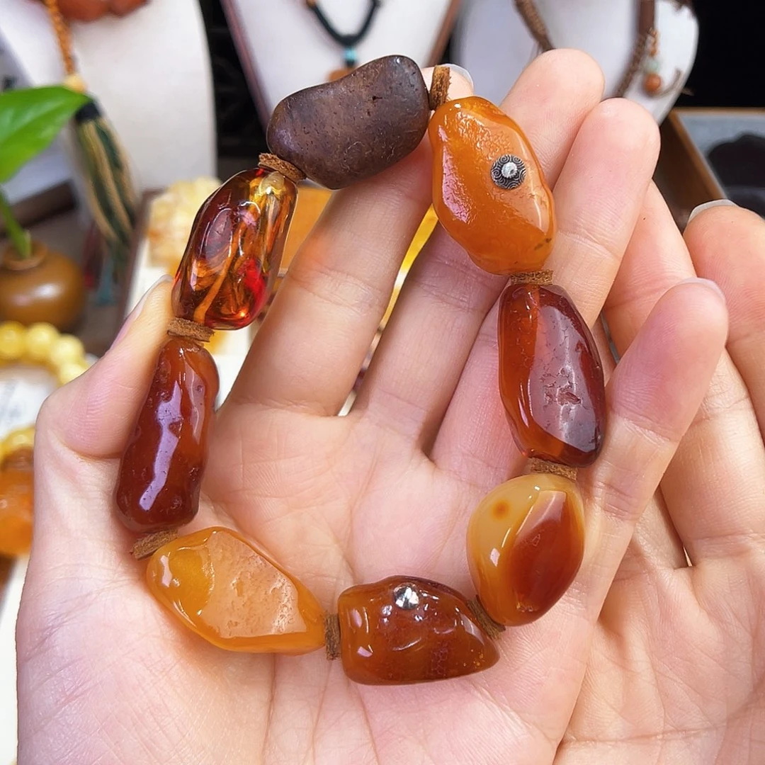 幸****未镶嵌琥珀珠宝奇石