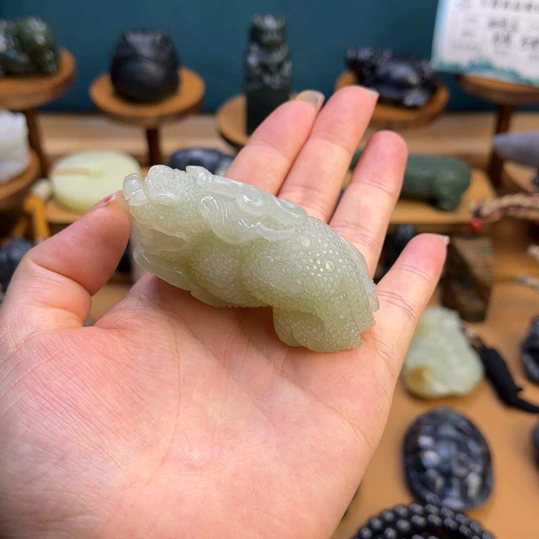未镶嵌和田玉挂件