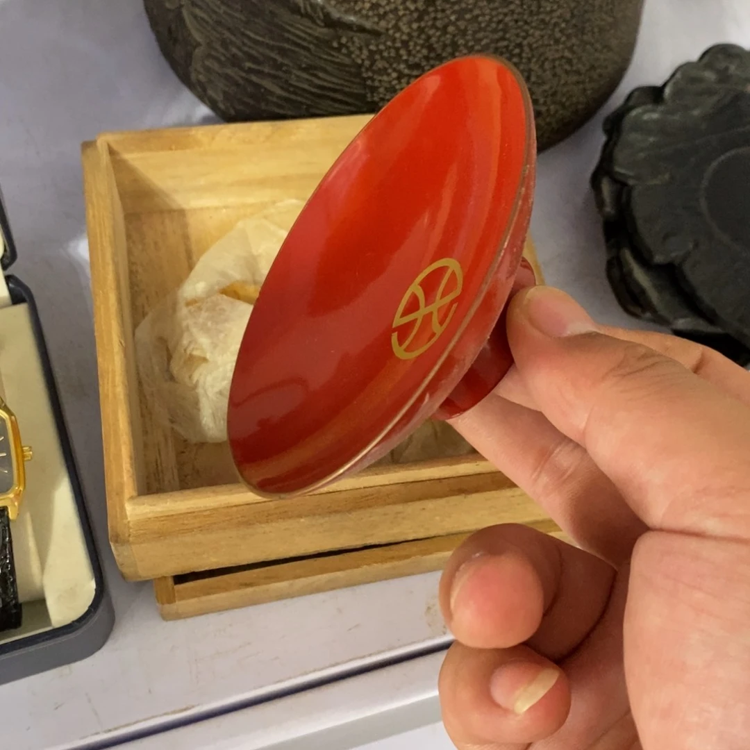 瓷片可口可乐了了