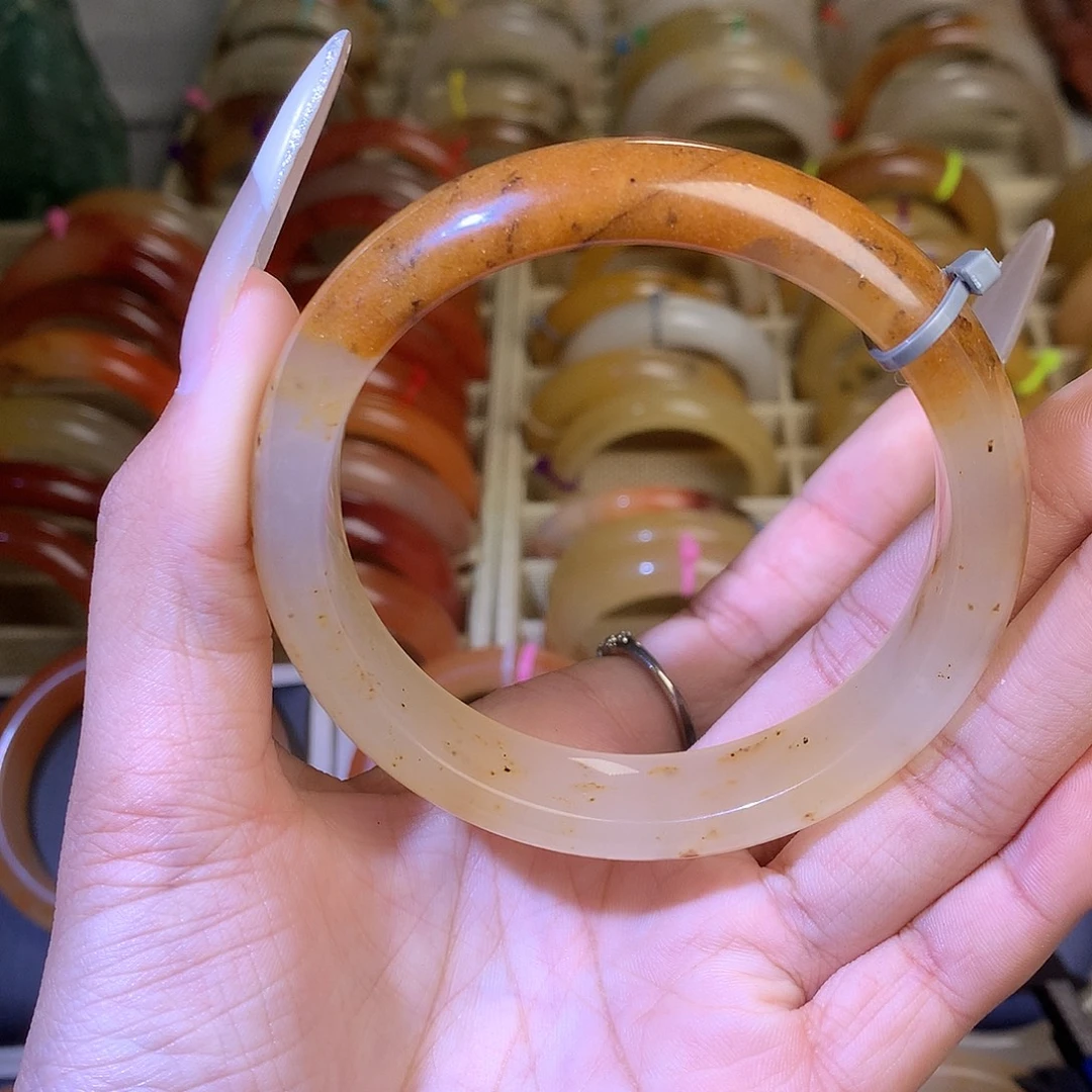 石英质玉（黄龙玉）未镶嵌手镯