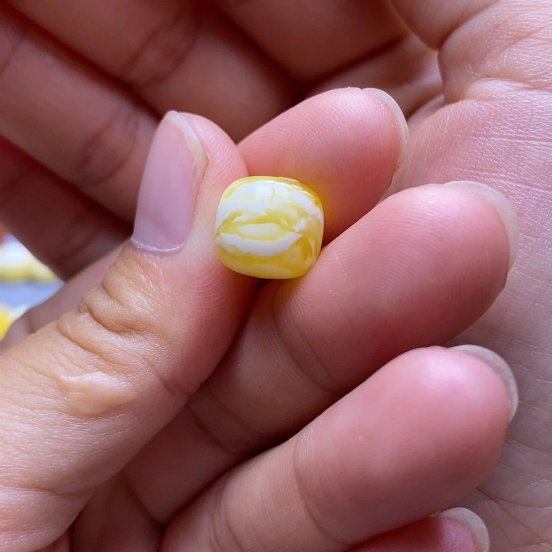 琥珀未镶嵌珠宝奇石11.7