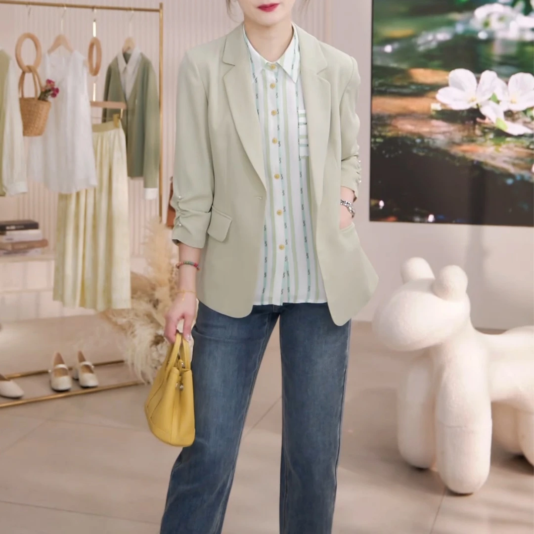 【轻氧】2025新款气质时尚西装外套女小个子韩版百搭西服上衣