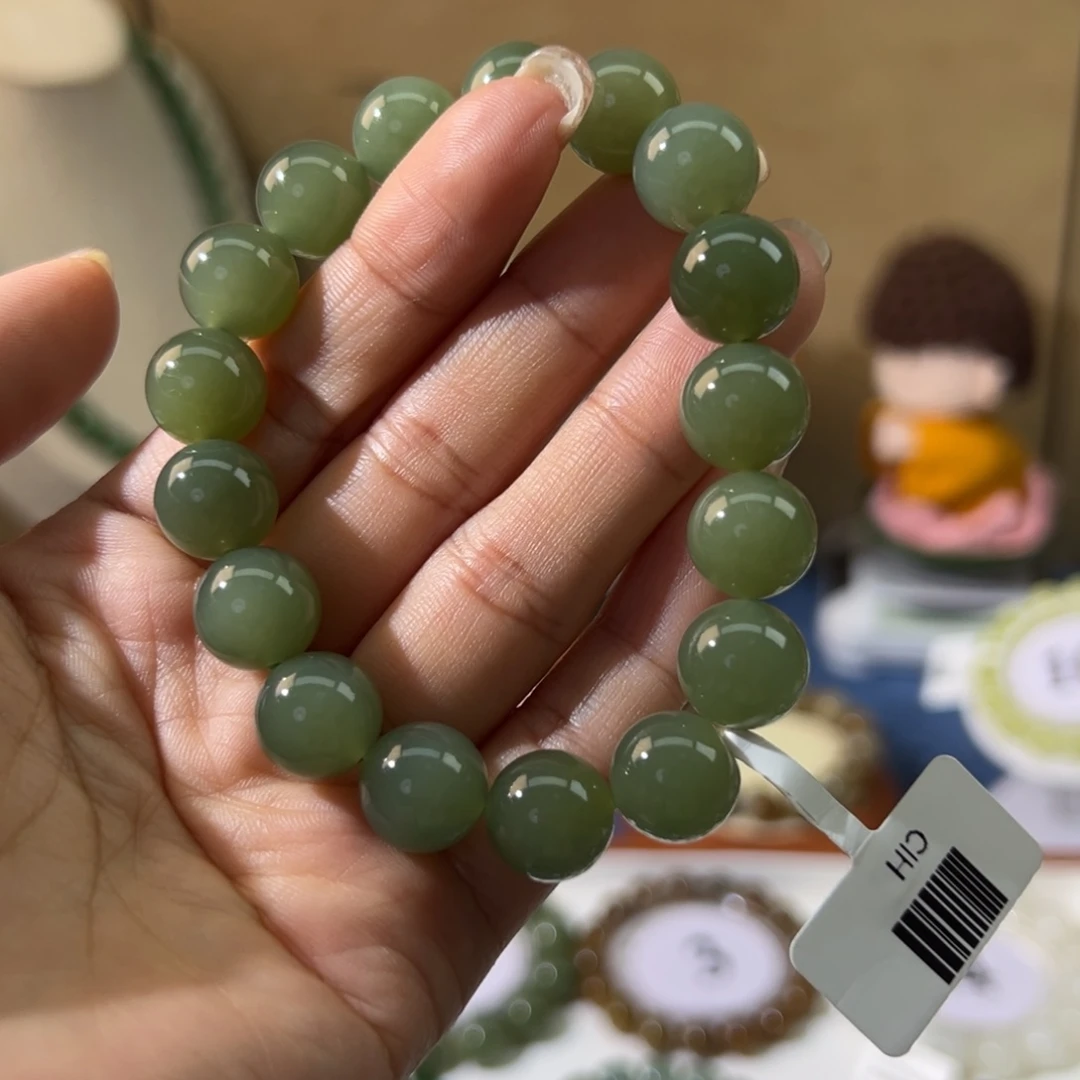 和田玉未镶嵌手串