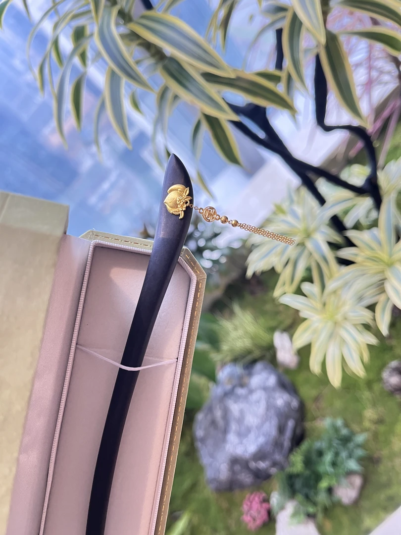 0058鳳喆金镶木古法錾刻工艺设计师款足金仙桃五金国风足金发钗