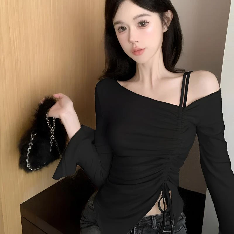 设计感斜领露肩显瘦别致上衣女褶皱辣妹长袖t恤女秋冬内搭打底衫