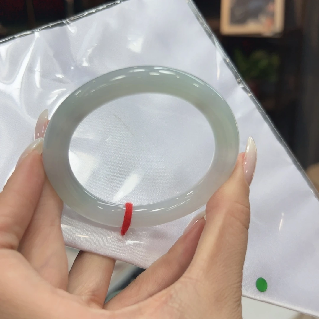 翡翠未镶嵌手镯翡翠