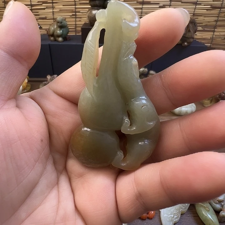 未镶嵌和田玉（糖玉）挂件