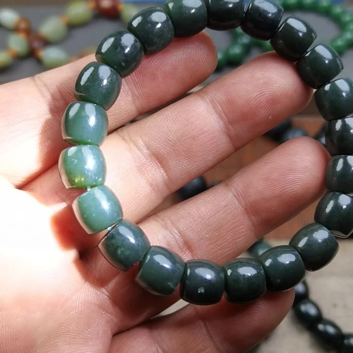 和田玉未镶嵌手链