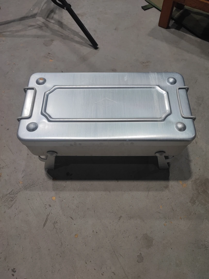 老式全铝大长方形盒子