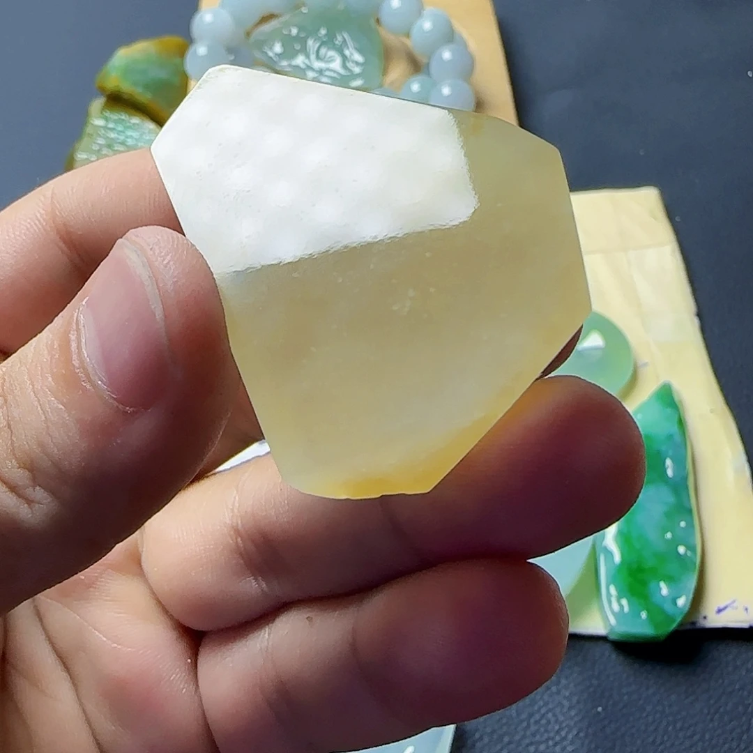 年***人翡翠9K金镶嵌脚饰