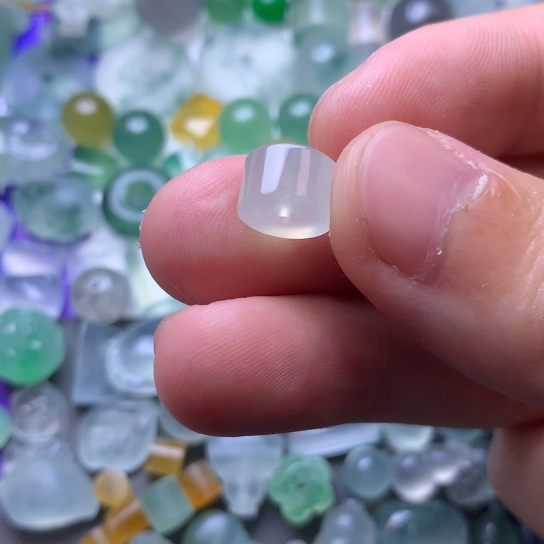 定制翡翠未镶嵌珠子