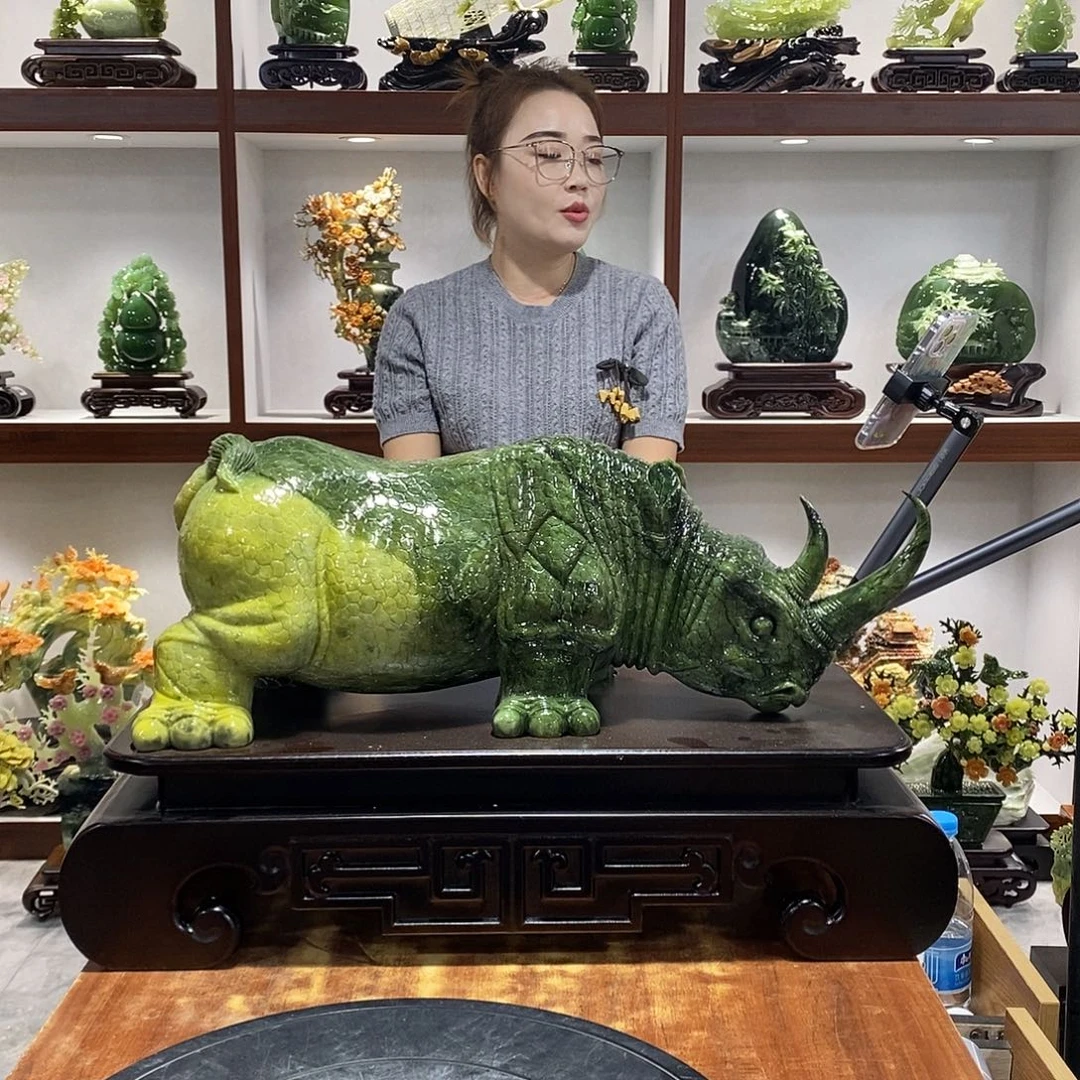 成***人玉山水摆件 玄关摆件