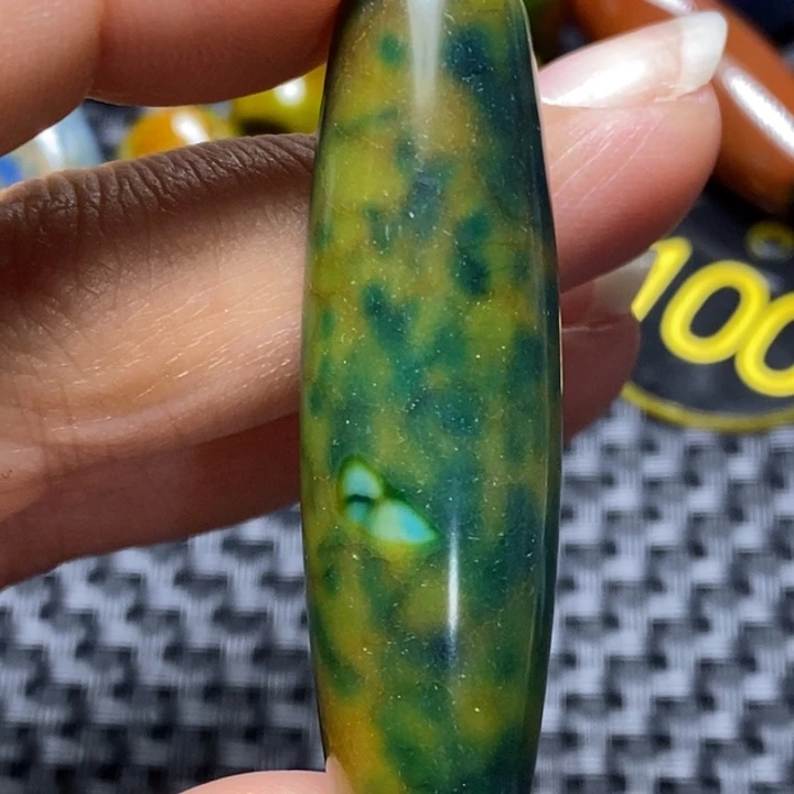 子***良玛瑙/玉髓未镶嵌颈饰
