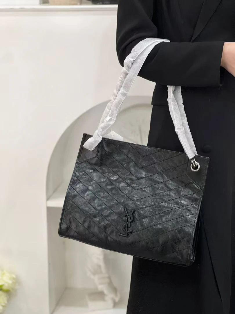 99新 YSL/圣罗兰 ysl niki tote购物袋 黑银 单肩包/无公价/严选