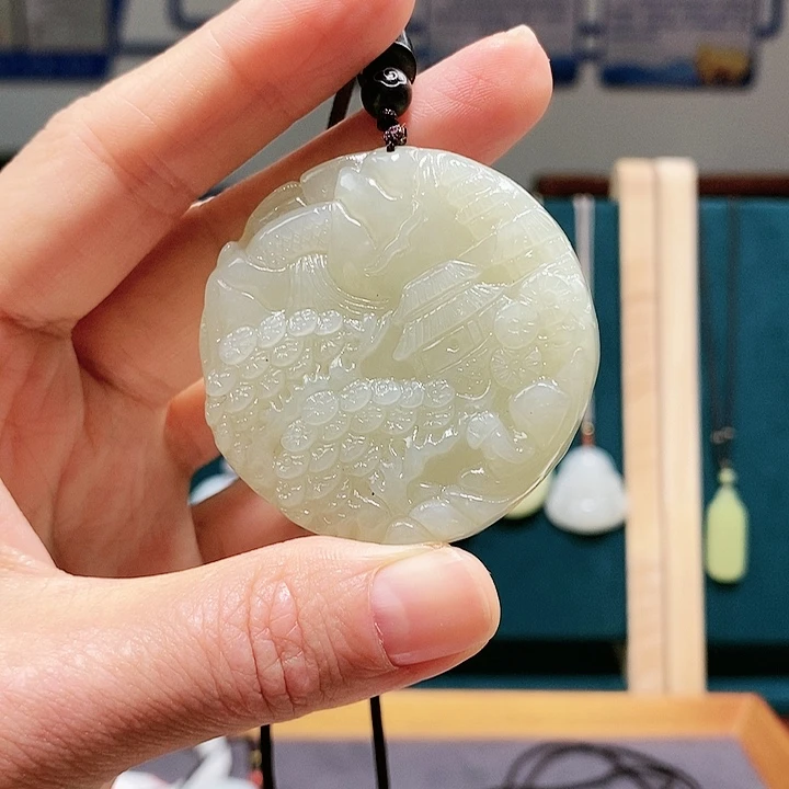 【闪购商品】颈饰未镶嵌和田玉
