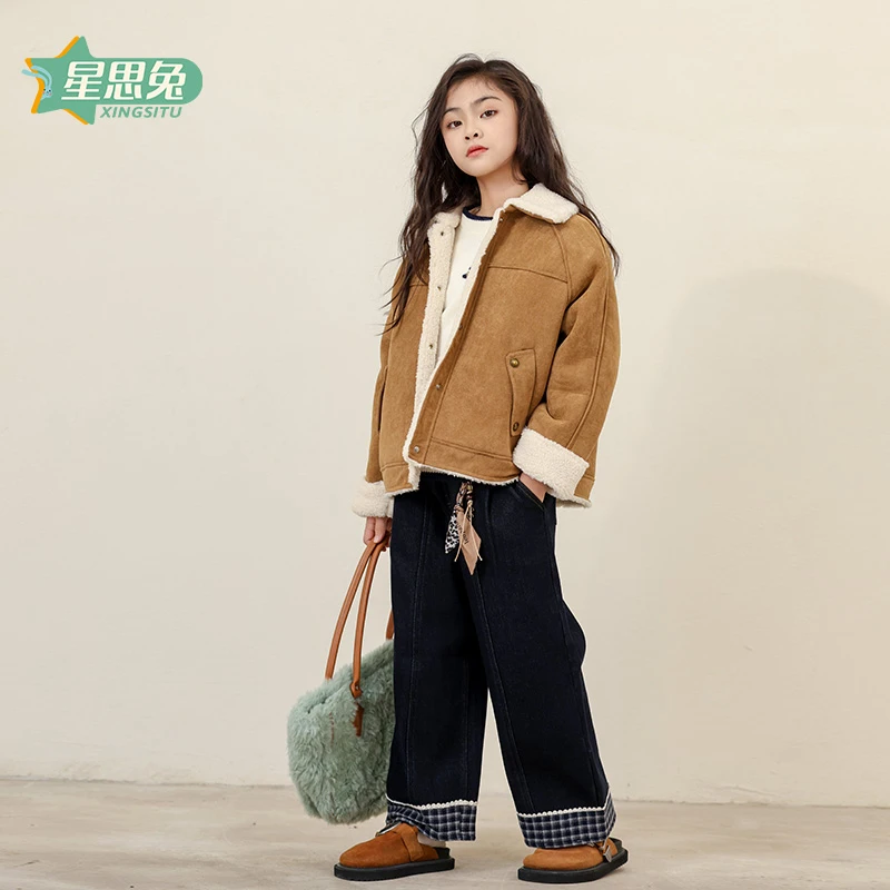 星思兔女童麂皮绒保暖外套编花针织毛衣毛呢加绒牛仔裤童装套装