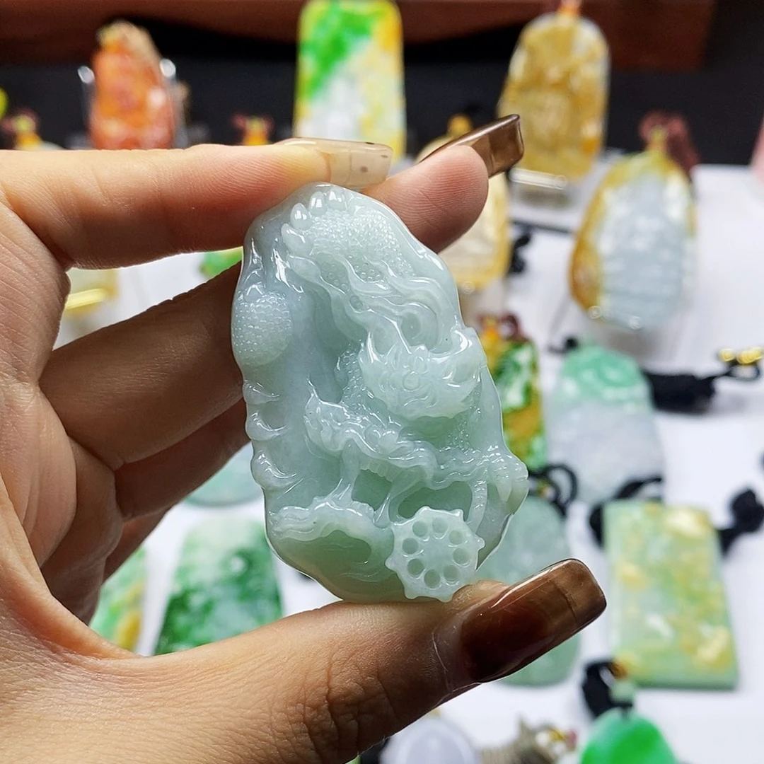 颈饰未镶嵌翡翠天然翡翠A货