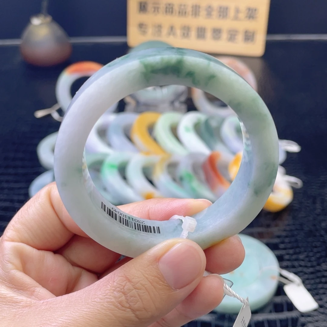 定制翡翠未镶嵌翡翠