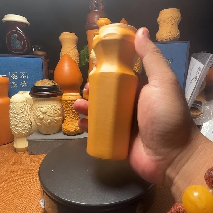博***控隐隐约约看到的一幕就