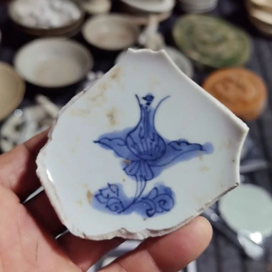 瓷片清花影青杯垫学习标本