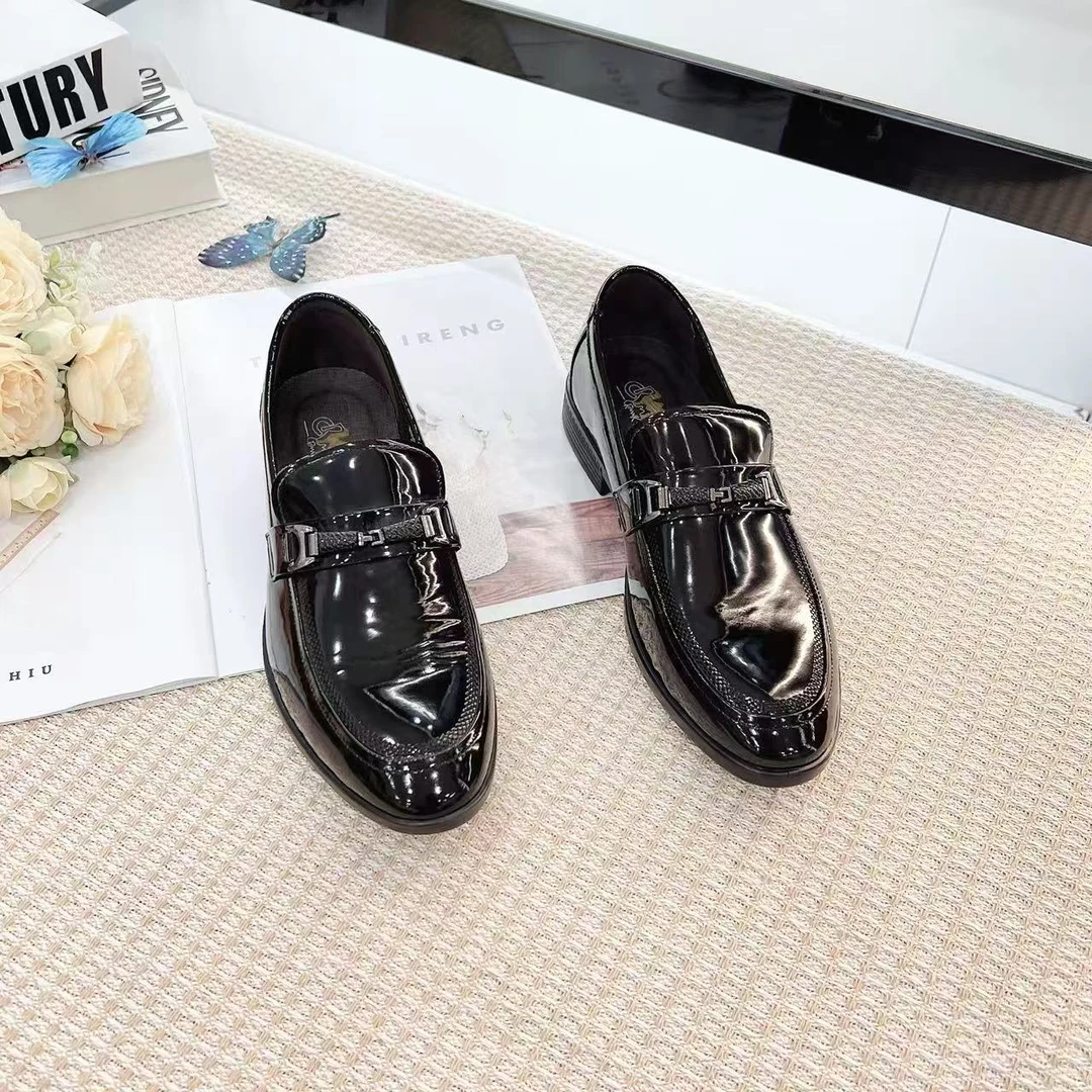 33019  【男士商务鞋】新款时尚百搭休闲皮鞋