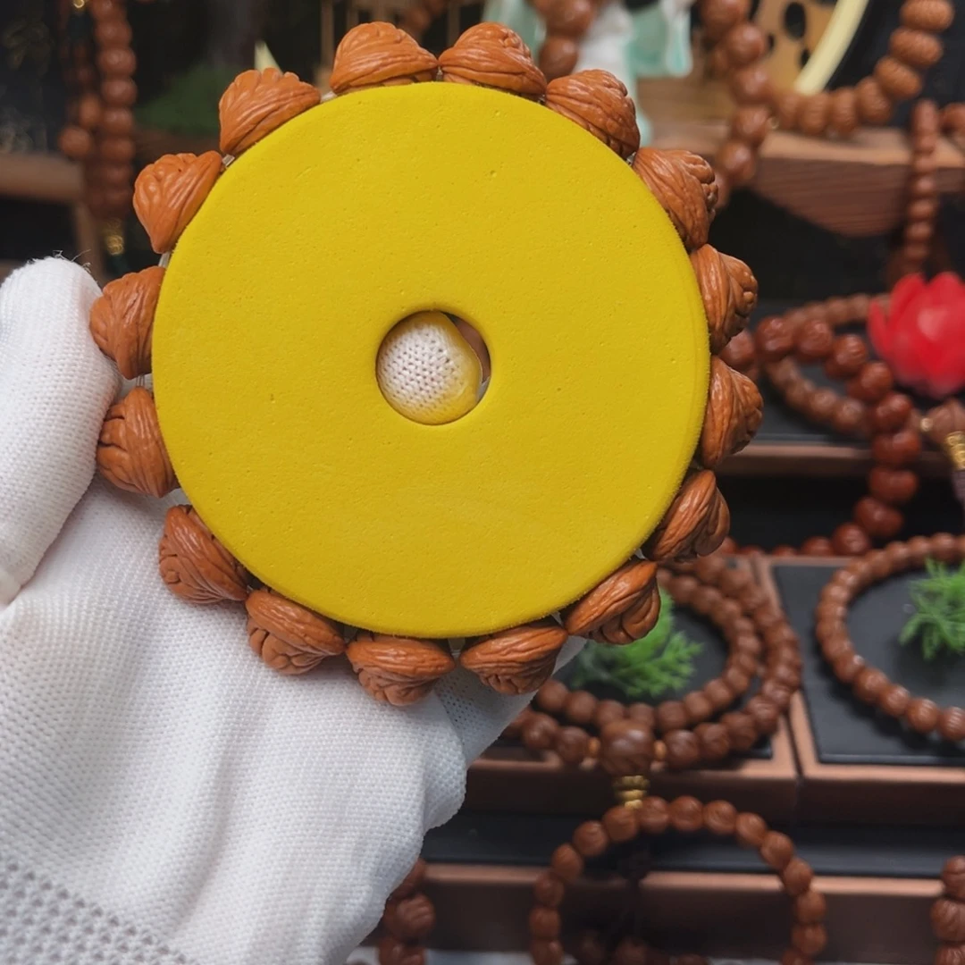 吊坠桃核Q*15无修荔枝手串