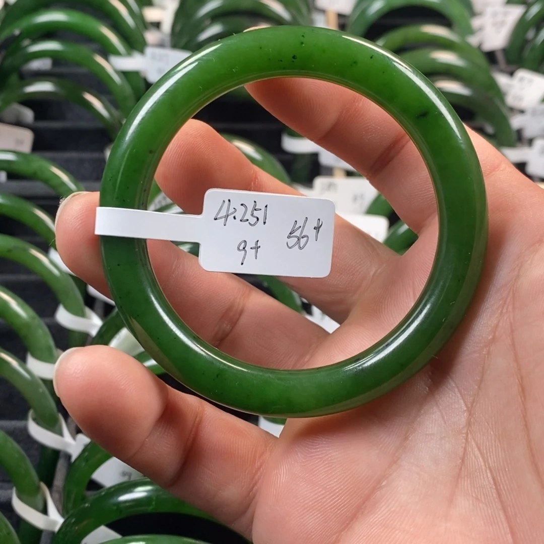 和田玉（碧玉）未镶嵌手镯56