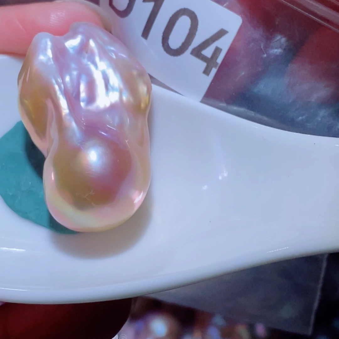 银S925镶嵌淡水珍珠紫色吊坠一个宝*