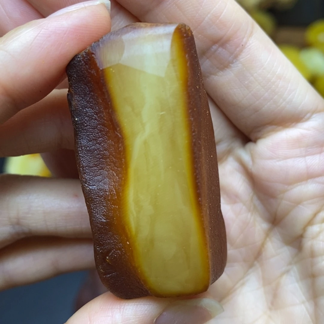 定制琥珀未镶嵌黄白花天珠