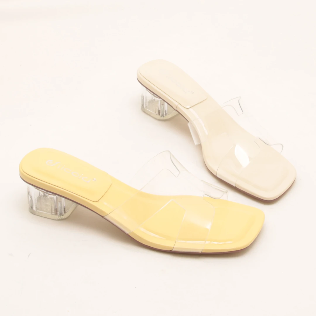 6815夏季新款仙女风水晶跟凉拖鞋女外穿配裙子方头透明一字拖