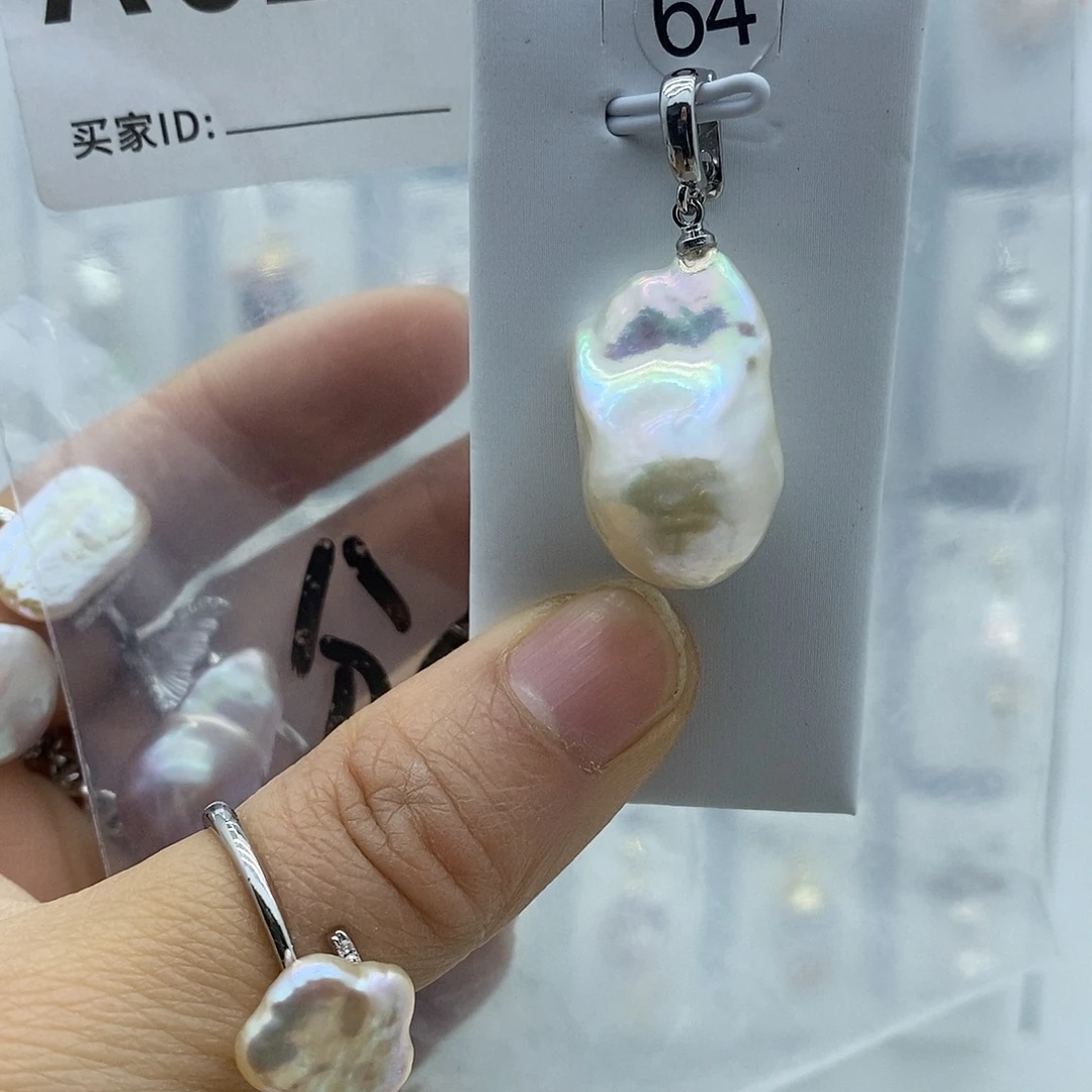 钛钢颈饰淡水珍珠