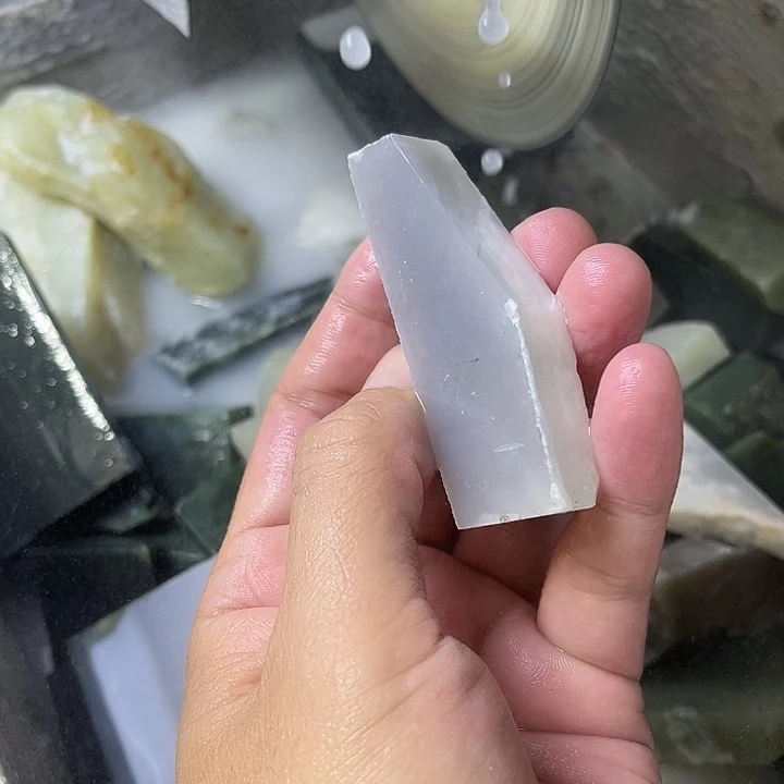 未镶嵌和田玉珠宝半成品